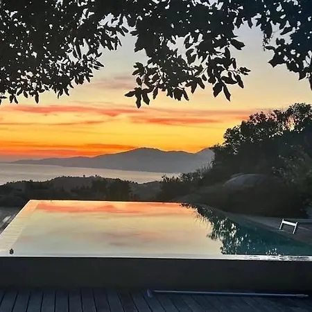 Alojamento de Acomodação e Pequeno-almoço 1,2,3 Soleil Porticcio (Corsica)